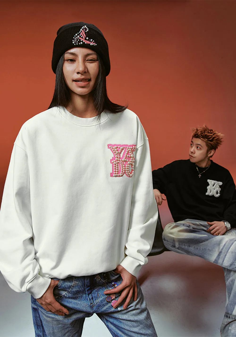 Pearl Appliqué Basic Crew Neck Sweatshirt