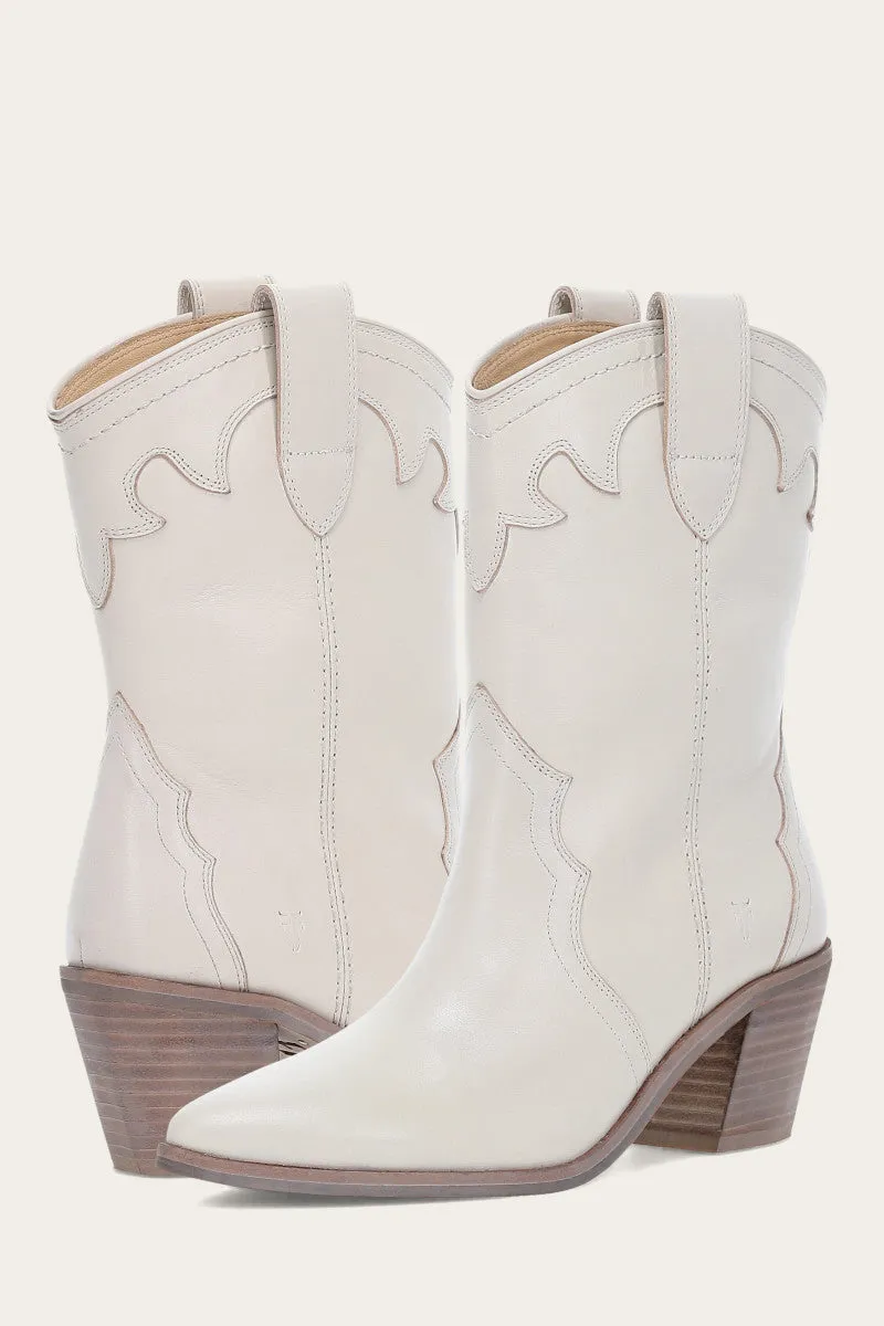 Sara Western Short