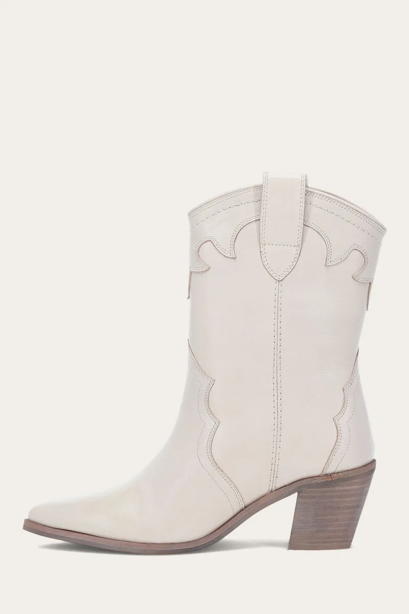 Sara Western Short