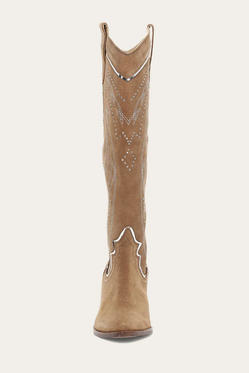 Sara Western Tall Stud