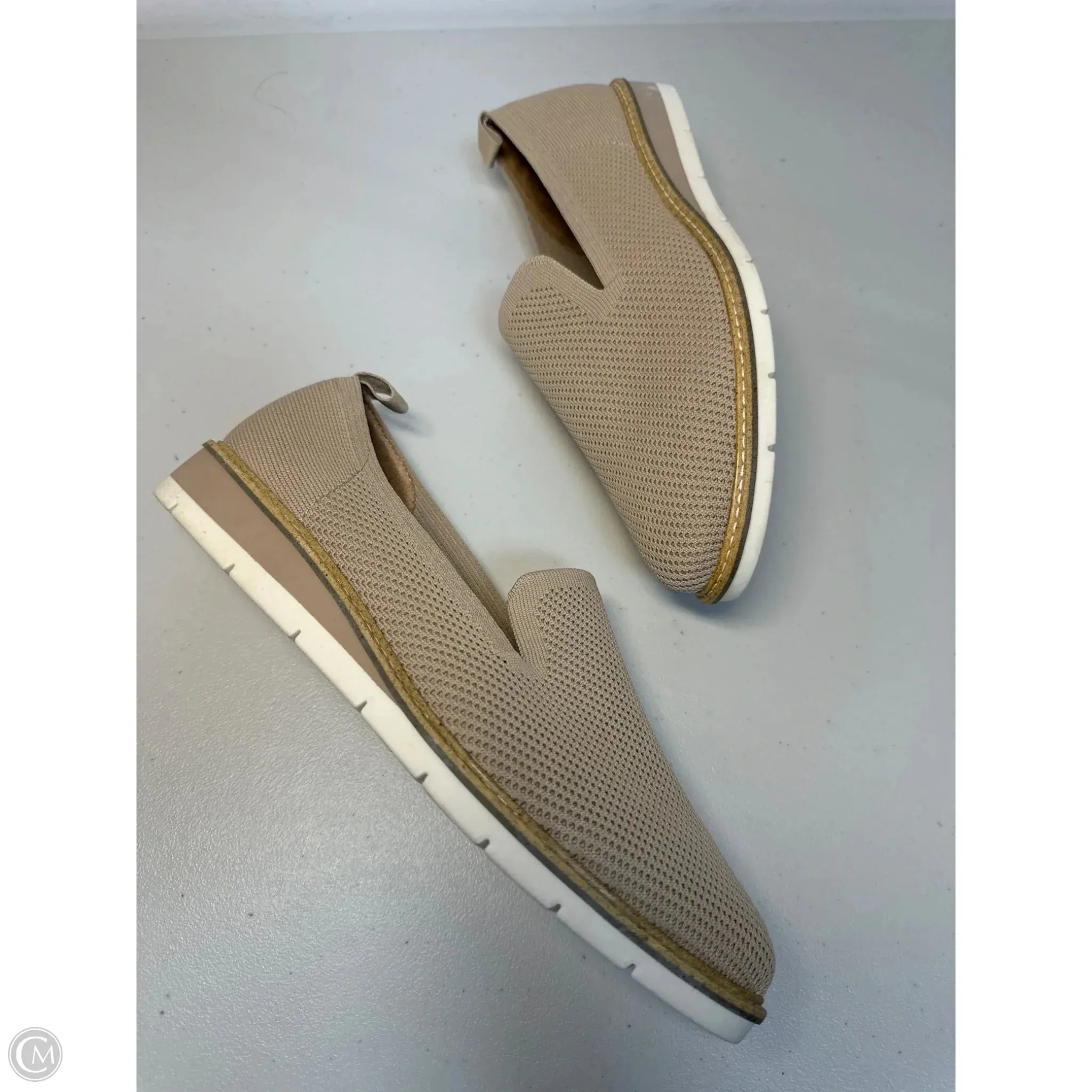 Shoes Flats By Kelly And Katie In Beige, Size: 9.5