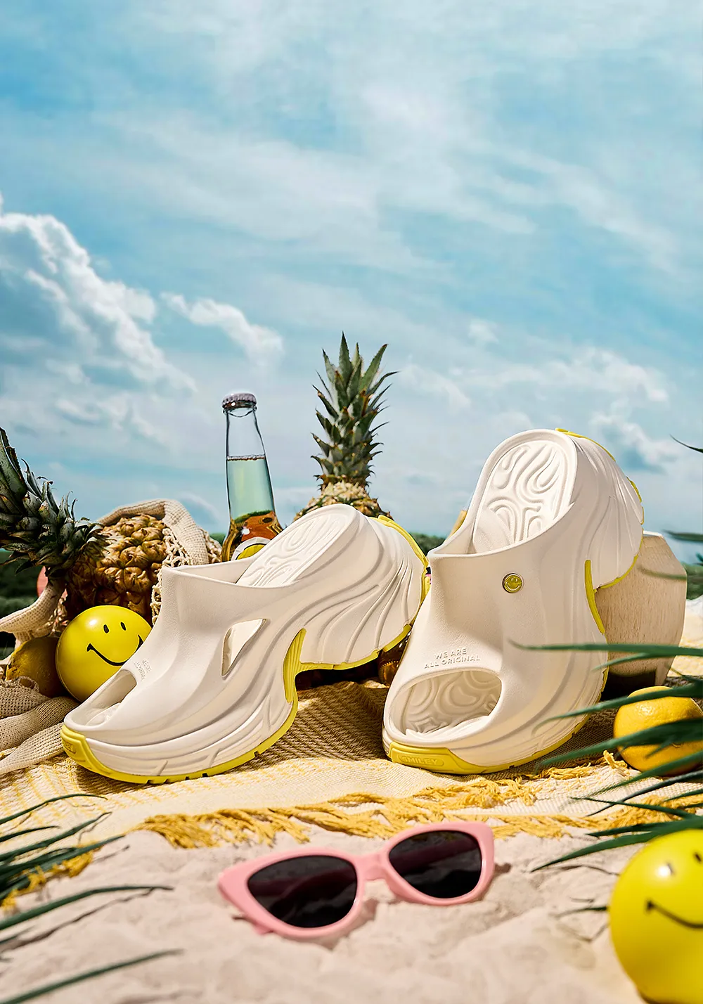 SMILEY丨Starfish Series Slippers-White