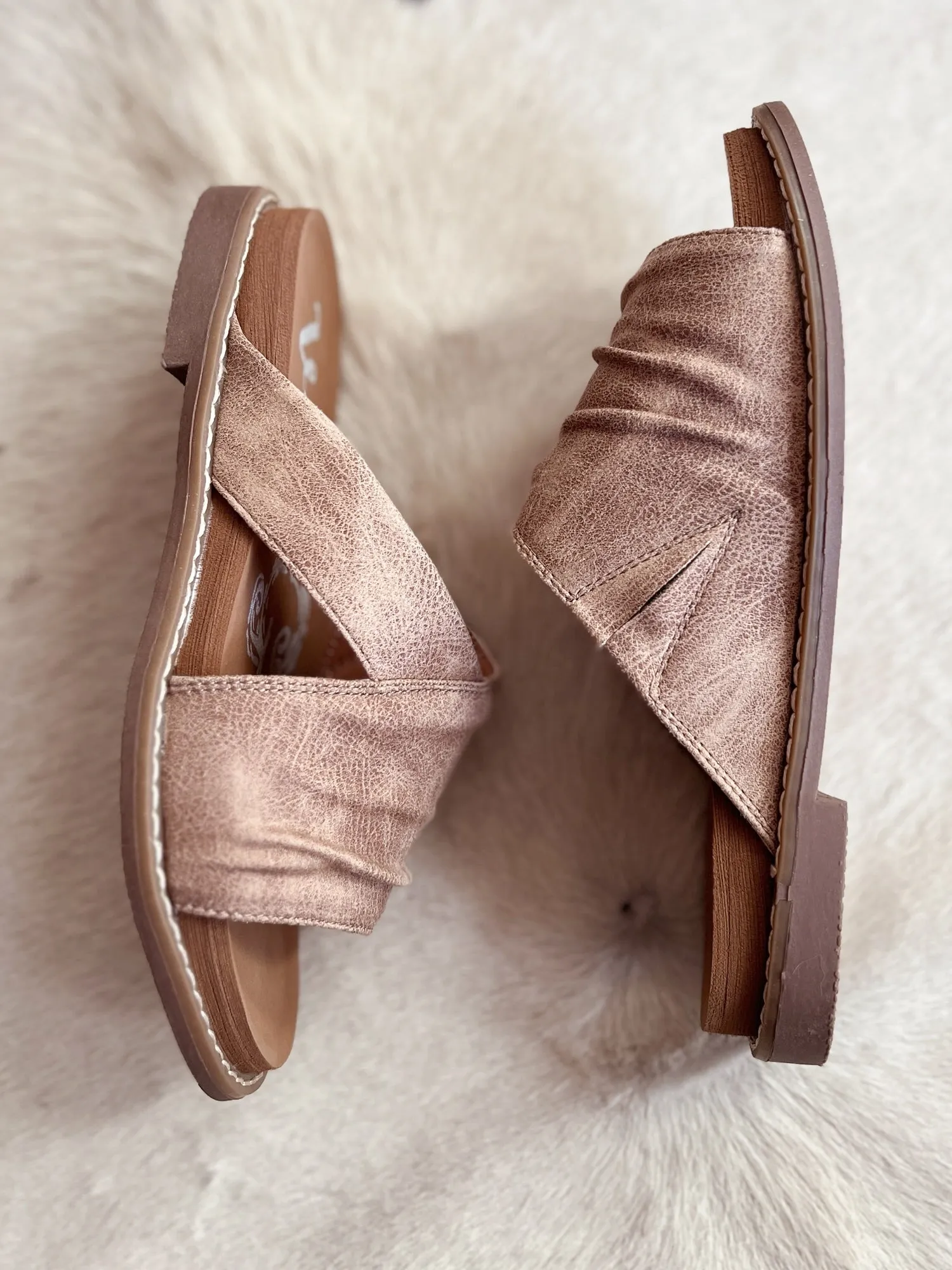 Very G Jolene Taupe Sandals