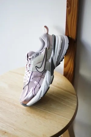 W V2K RUN PARTICLE BEIGE